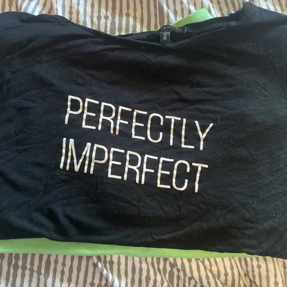 Clothes - Picture 2 of 16